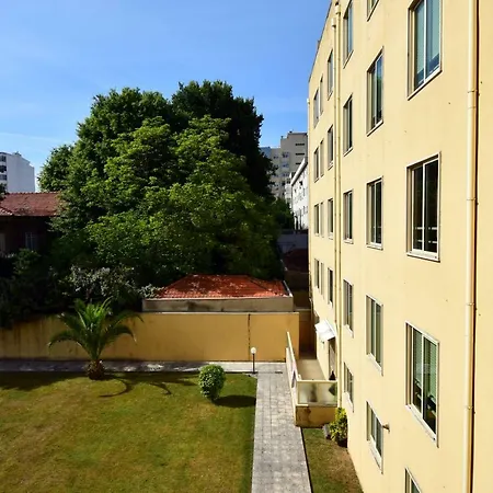 Apt Close To The Beach And Park 公寓 *